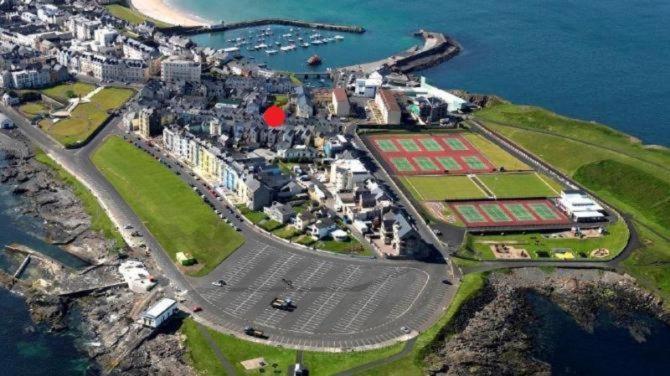2 Princess Yellow - By The Sea Portrush